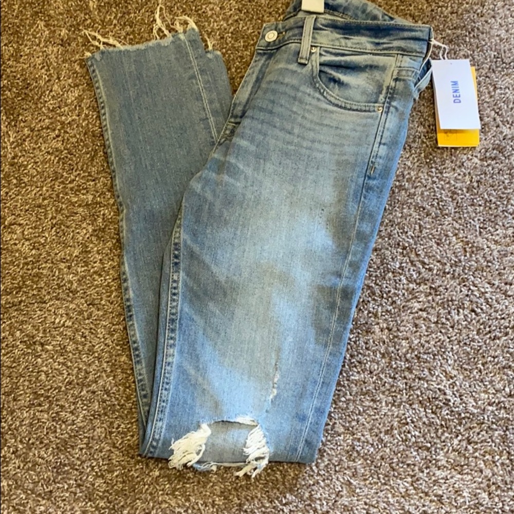 Jeans - Picture 2 of 3